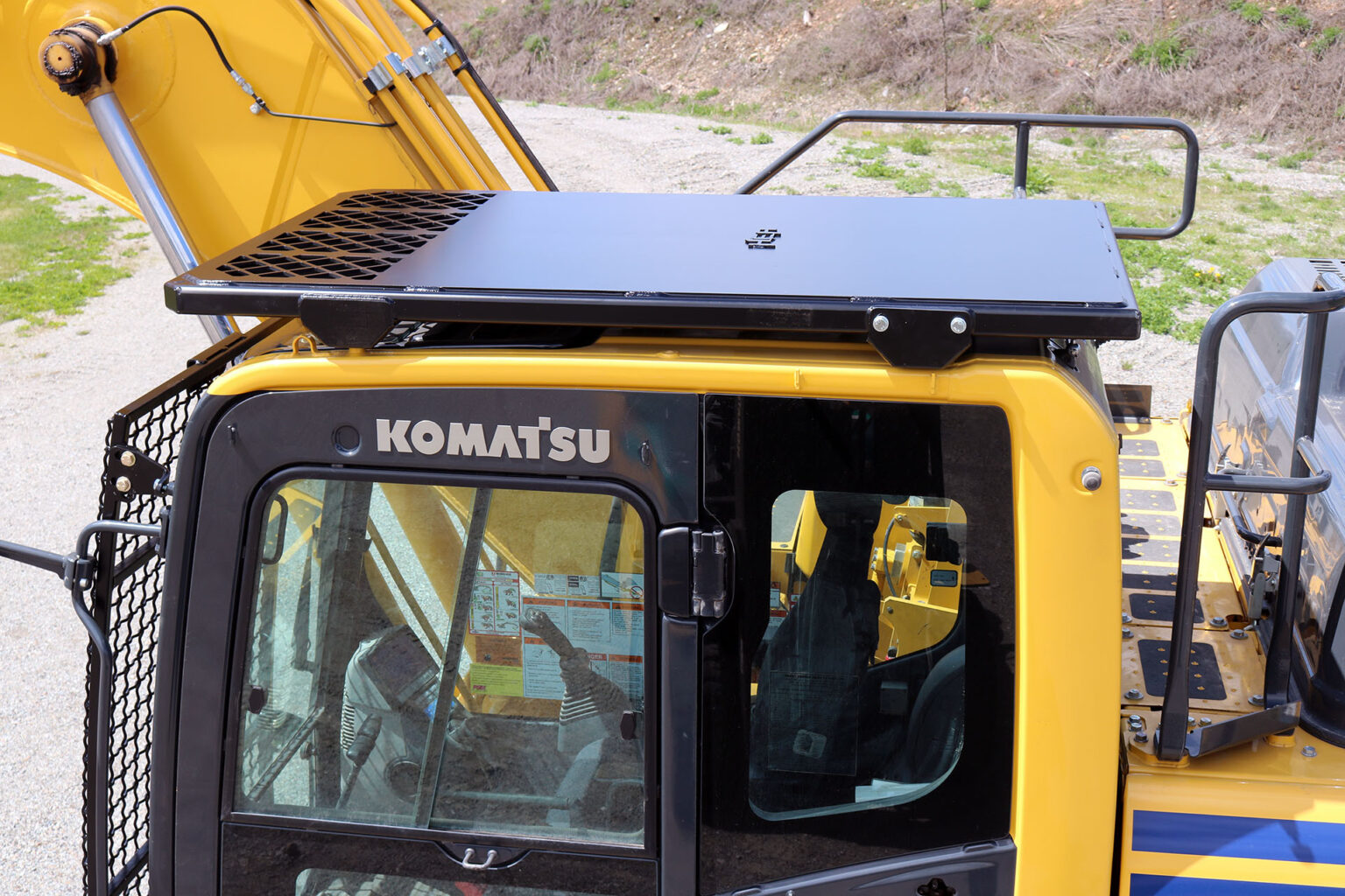 Komatsu 170LC Bolt on Top Guard and Screen