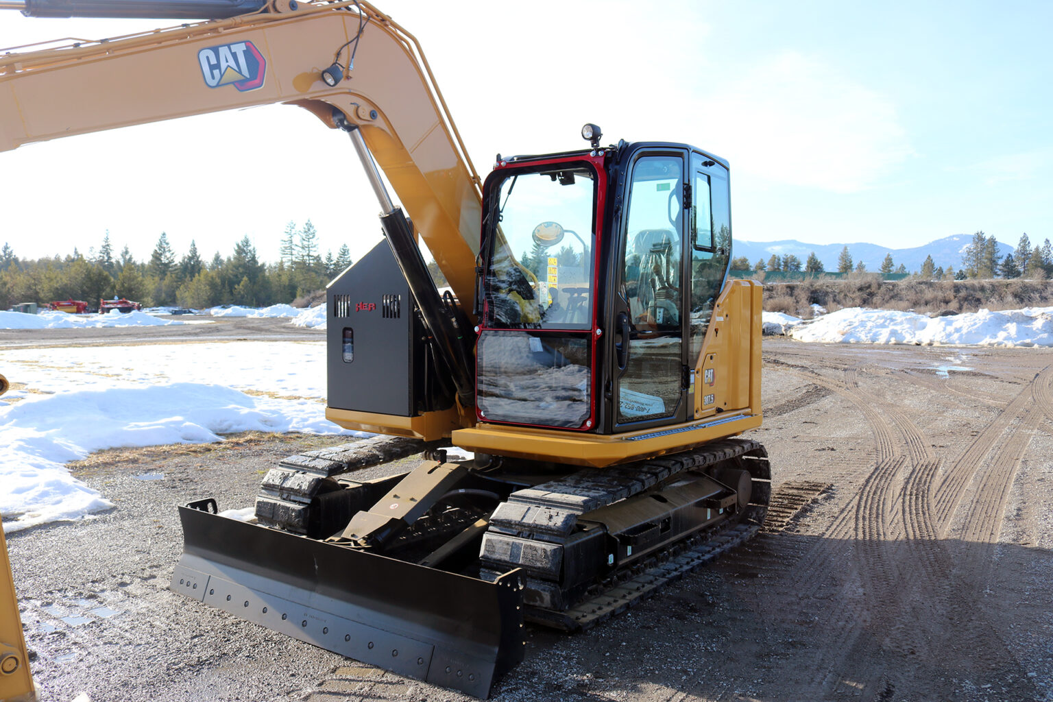 Caterpillar 307.5 Ballistic Window